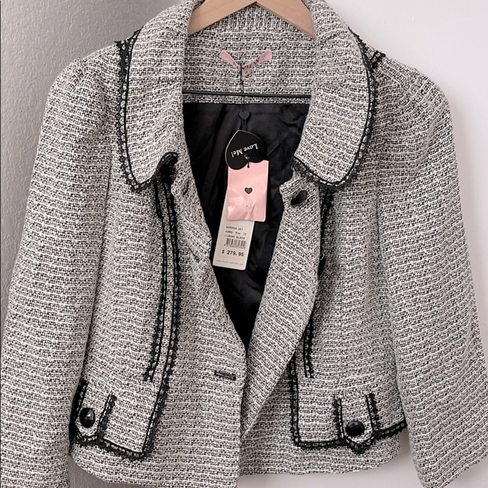 Blazer - Picture 3 of 4